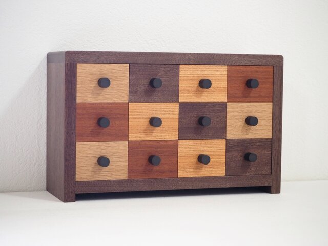 薬箪笥 十二 | iichi 日々の暮らしを心地よくするハンドメイドや