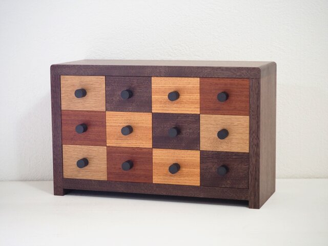 薬箪笥 十二 | iichi 日々の暮らしを心地よくするハンドメイドや