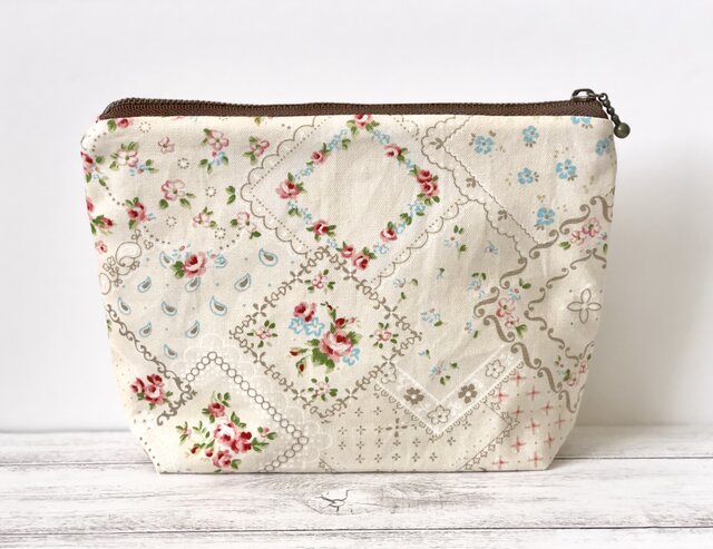 新作▽ lots of rose porchの画像1枚目