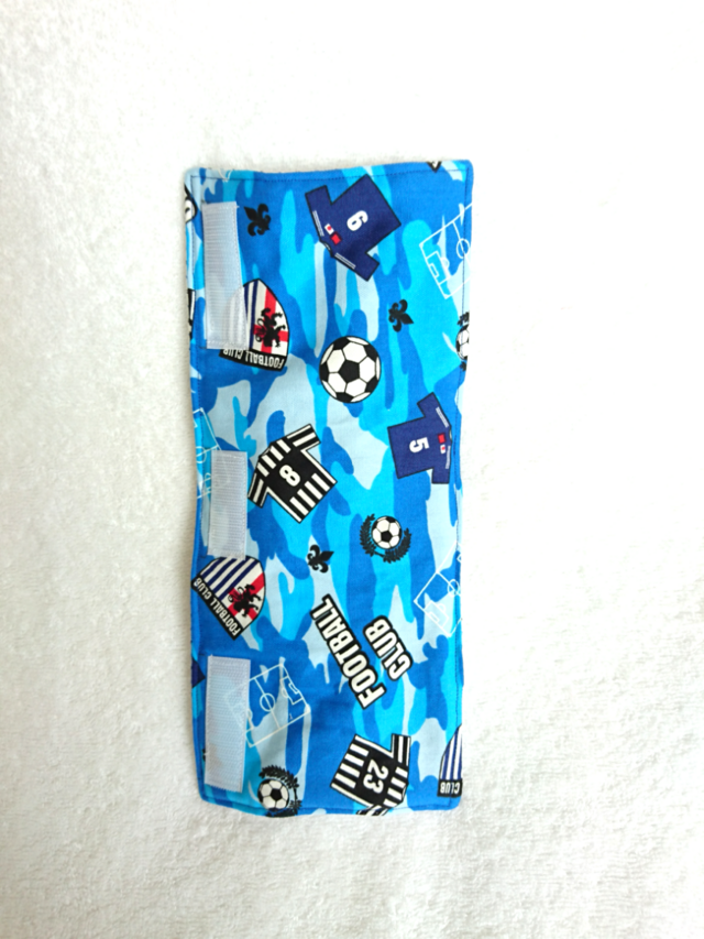 厚め!肩ひもカバー リバーシブル サッカー&チェックの画像1枚目