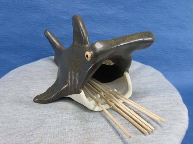 陶器 串入れ ハンマーヘッドシャーク 【190509】 iichi ハンドメイド・クラフト作品・手仕事品の通販