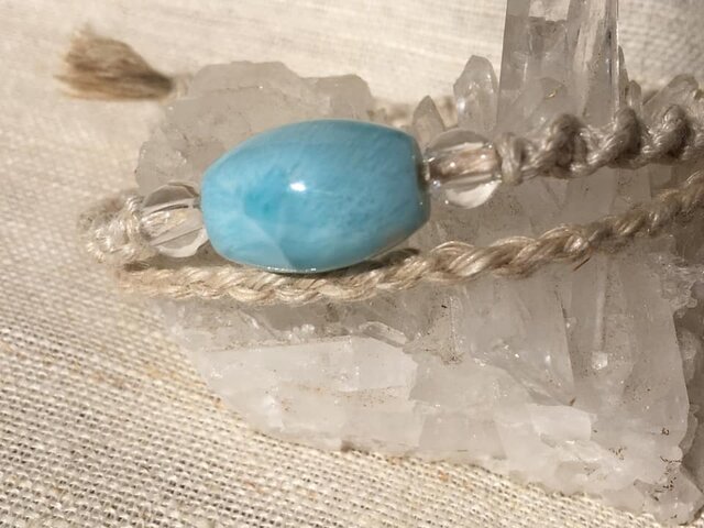 499マクラメ一粒ブレスレット：ラリマー 499マクラメ一粒ブレスレット