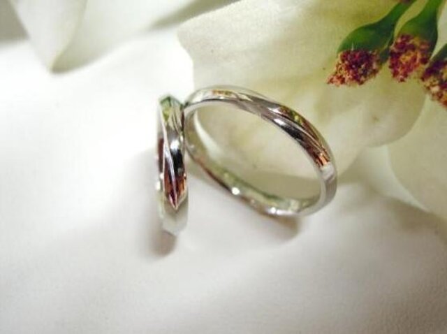 ハンドメイド結婚指輪 珍しい三角ツイストデザイン Iichi ハンドメイド クラフト作品 手仕事品の通販