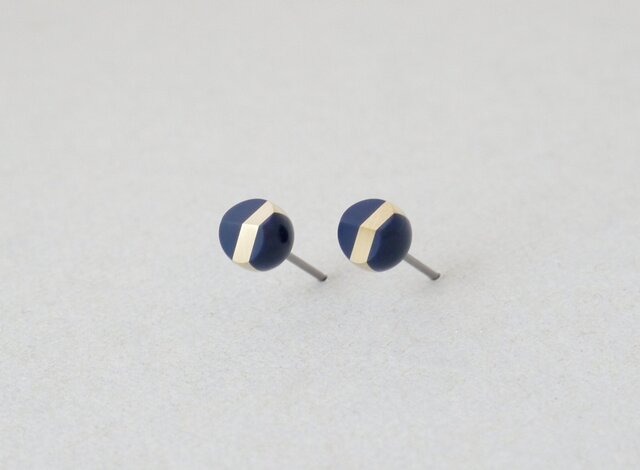 だるまピアス NAVYの画像1枚目