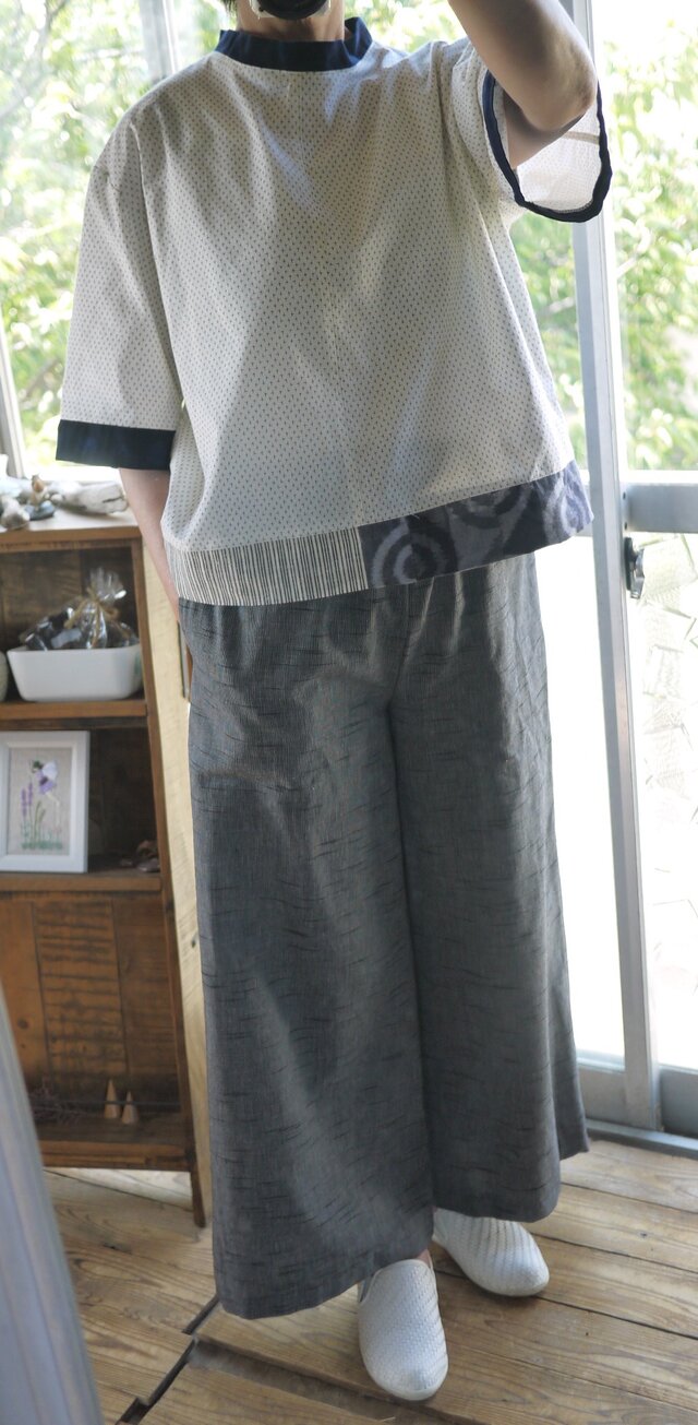 久留米絣グレーからワイドパンツの画像1枚目