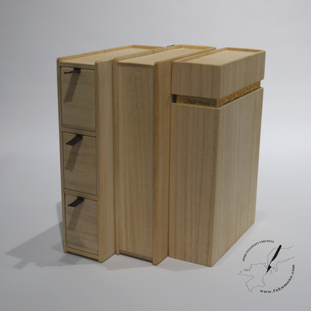 BOOK BOX Ⅲ:引き出し / 桐の本型収納 | iichi 日々の暮らしを心地よく