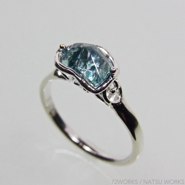 ブルージルコン リング ＊ Blue Zircon Ring