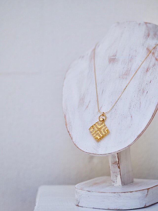 * gold foil * ブロックガラス風ネックレス(B)