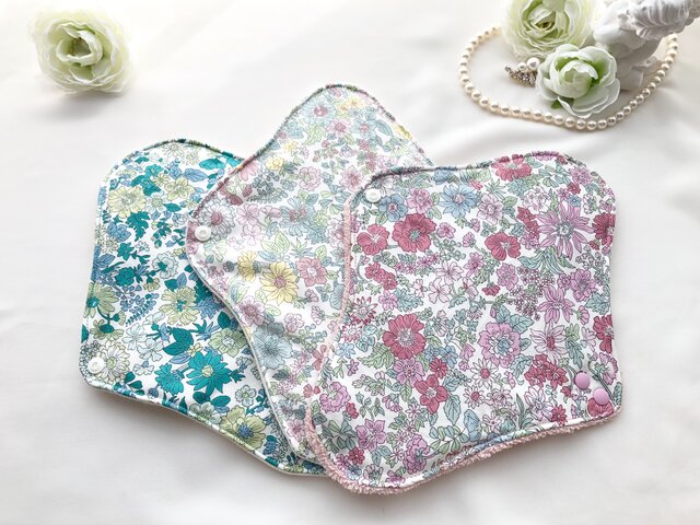 リバティ 布ナプキン 3枚セット 温活、冷えとりに エミリーセットの画像1枚目