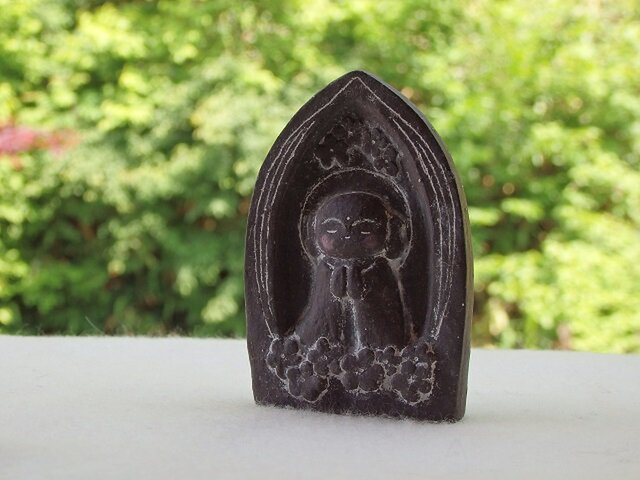 砂岩のコーヒーお地蔵さん