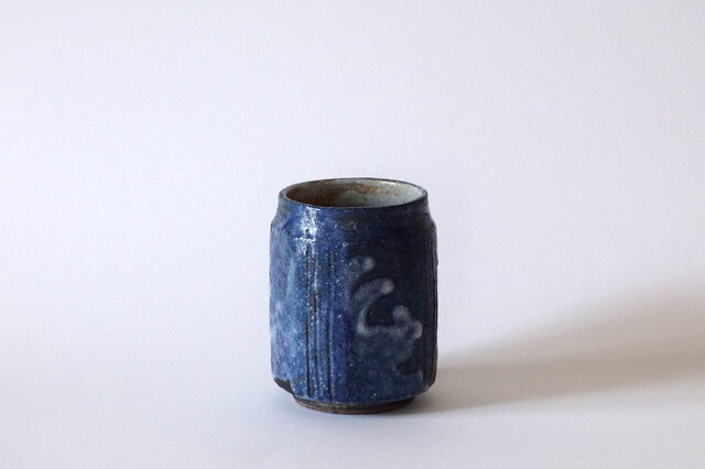 湯呑(八角 青)の画像1枚目
