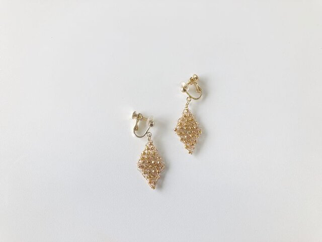 ダイヤピアス/ゴールドの画像1枚目