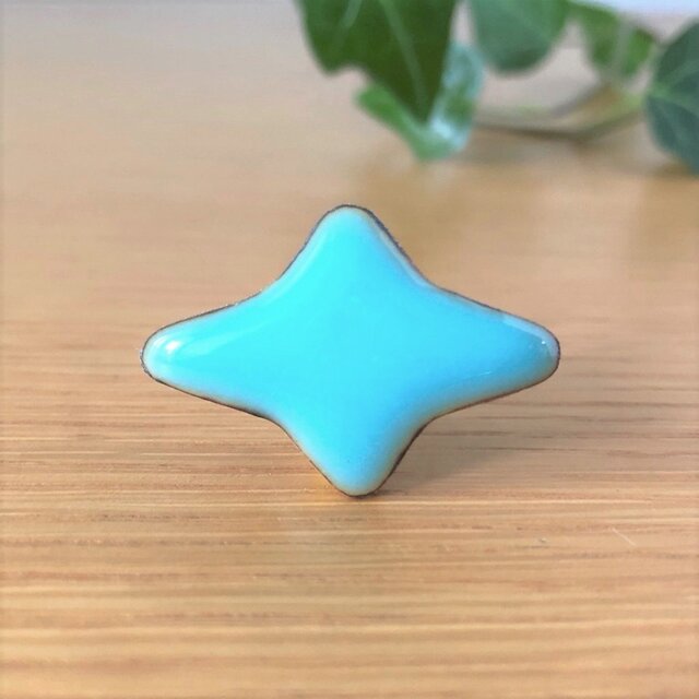 七宝ブローチ「ねがいごと」翡翠色の画像1枚目