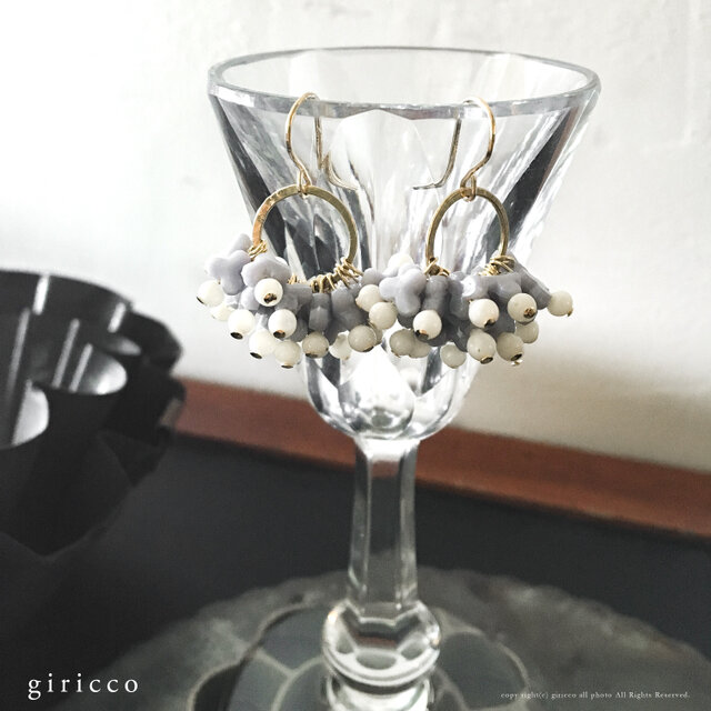 紫陽花ピアス/イヤリング：パープル | フランス製ヴィンテージガラス