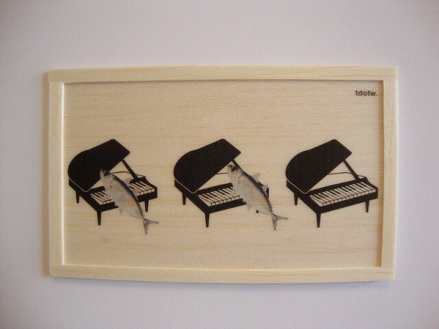 Fish and pianoの画像1枚目