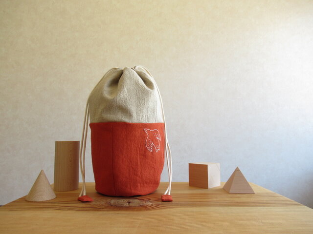 ほそながのきんちゃく 鳥さんの刺繍、オレンジの画像1枚目