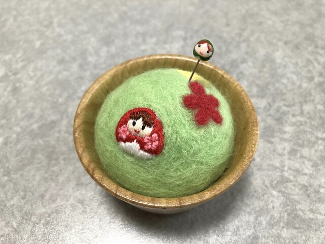 マトリョーシカのピンクッションの画像1枚目