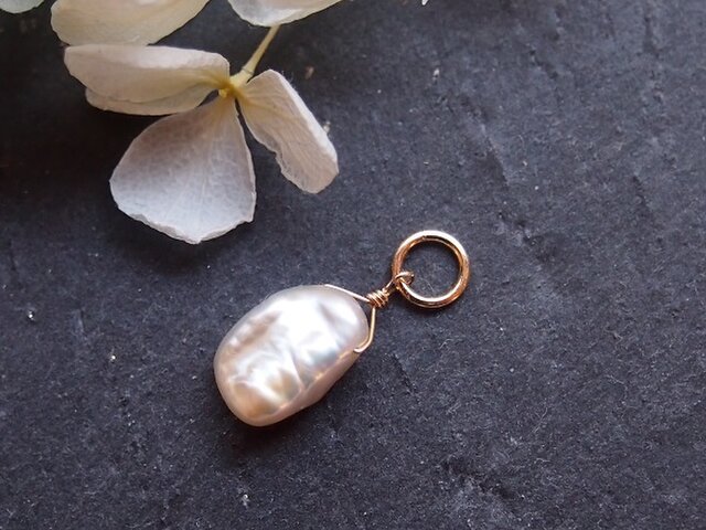 一点物】バロックパールのシンプルチャーム（14kgf） | iichi 日々の