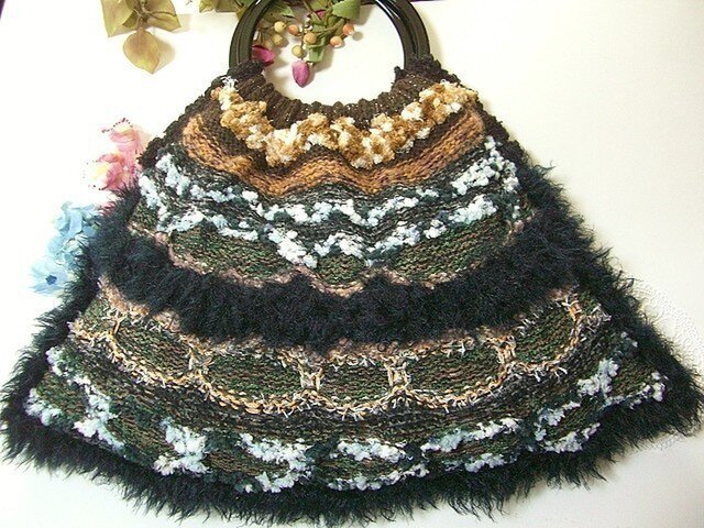♪花hana花♪ファーヤーンラブリーBAGの画像1枚目