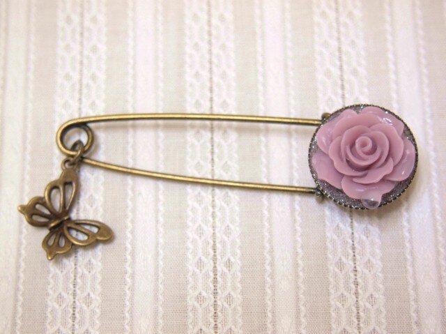 ◆◇薔薇と蝶のピンブローチ(ピンク)◇◆の画像1枚目