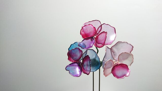 ビオラの髪飾り (躑躅)の画像1枚目