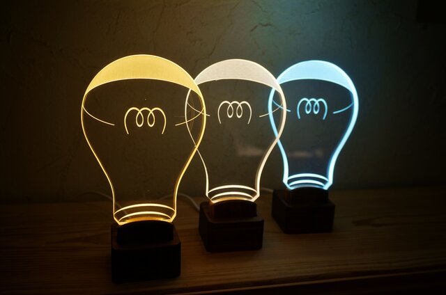 LiLi ﾗｲﾗｲ 小さな間接照明 【電球色】 | iichi 日々の暮らしを心地よく