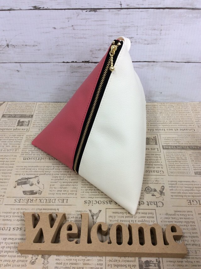 PVCレザー バイカラー トライアングルバッグ