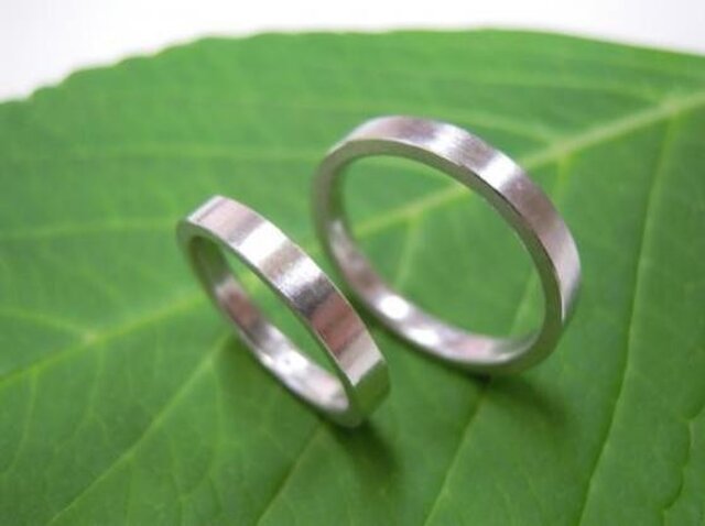 ハンドメイド結婚指輪☆粗仕上げ&シンプルな平内の画像1枚目