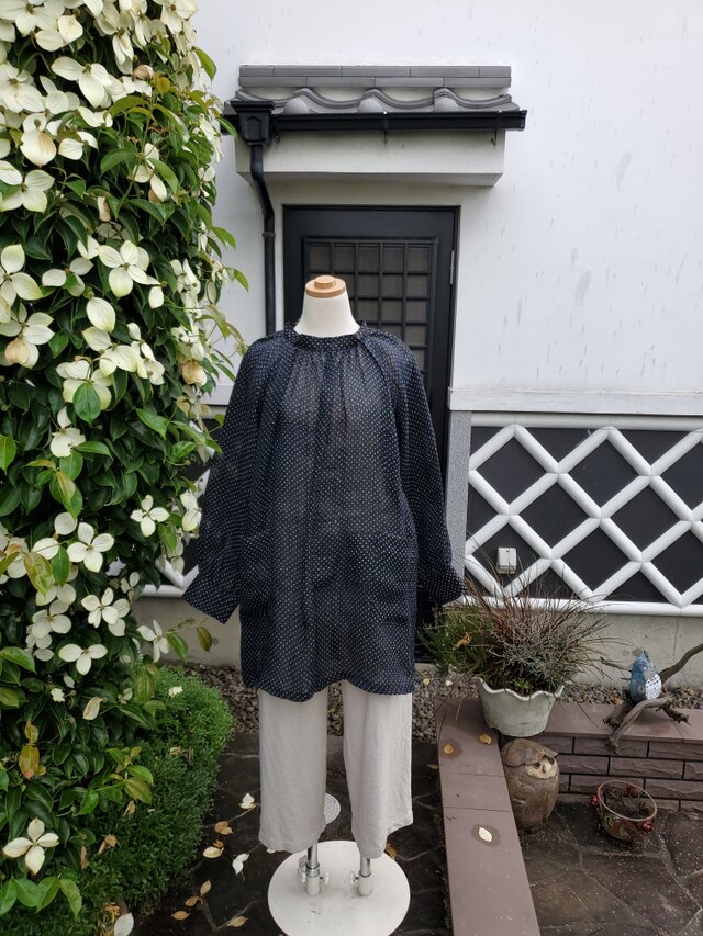 着物リメイク　手作り　　珍しい　麻100％　雪ん子　チュニック