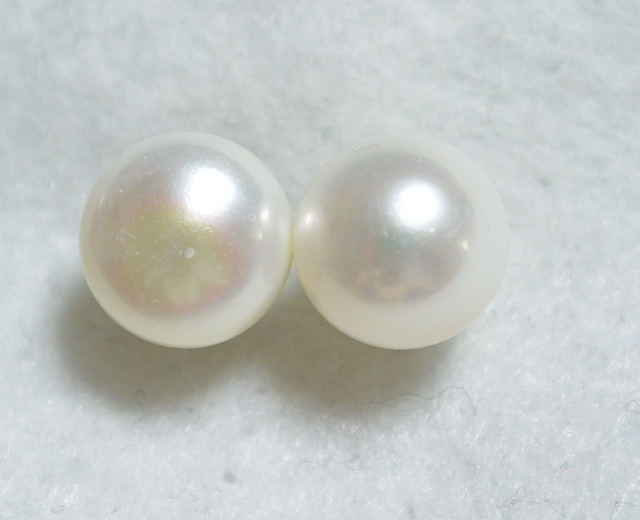 (1点もの)淡水パールの一粒ピアス(超特大11.5mm・チタンポスト)の画像1枚目