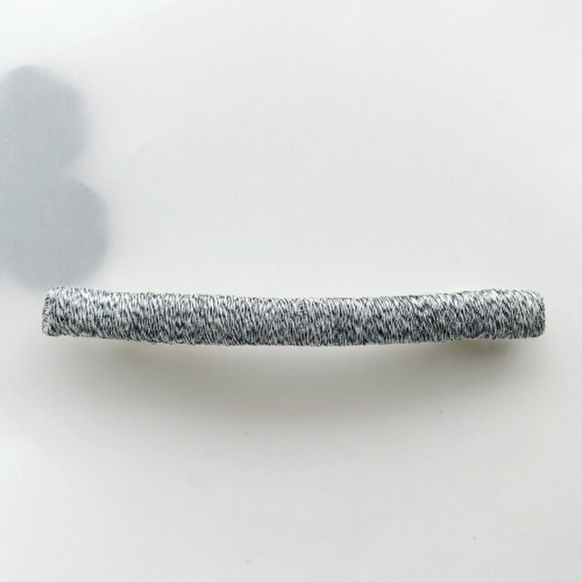 シンプルなバレッタ 絹の画像1枚目