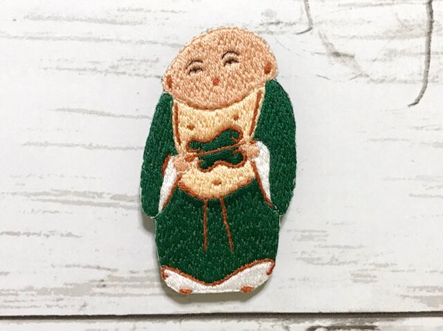 手刺繍日本画ブローチ*伊藤若冲「伏見人形図」よりの画像1枚目