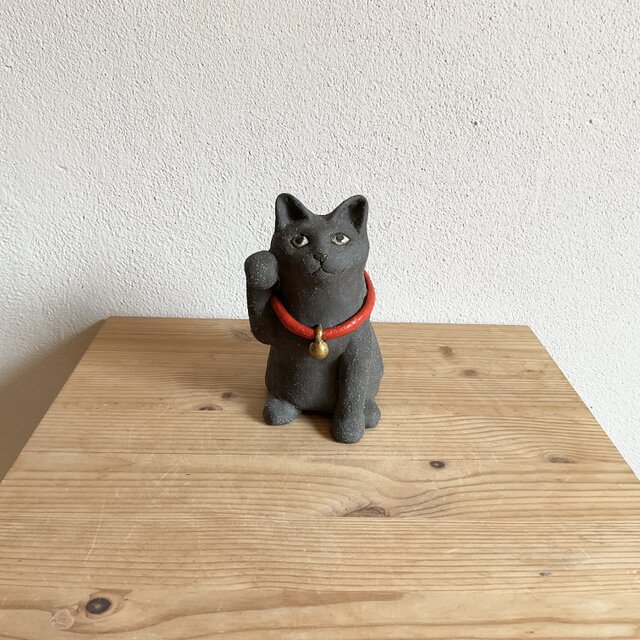 黒猫のまねき猫 | iichi 日々の暮らしを心地よくするハンドメイドや