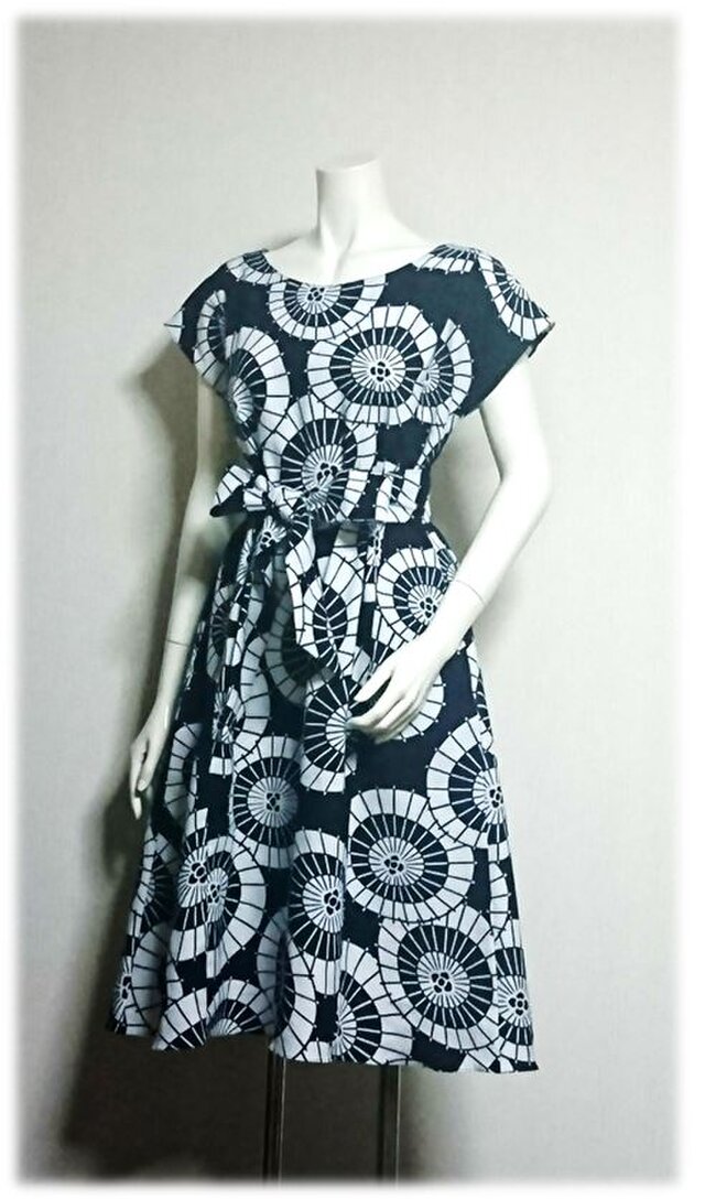 138＊番傘柄の浴衣からフレンチスリーブＡラインワンピース