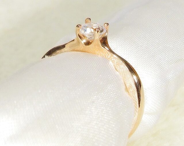 4mmキュービックジルコニアとSV925のピンキーリング（指輪のサイズ：6