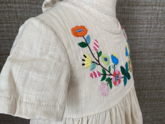 極美品♡45R　コットン　チュニック　ワンピース ギャザー　R刺繍　3 BONLECILL ワンピース コード刺繍 フリルネックボリューム