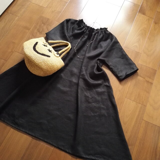 ちょーゆったりブラックリネンワンピ