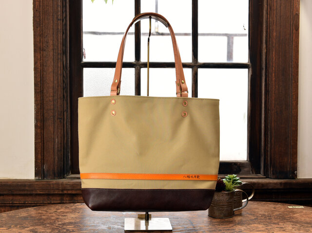 【関税込】 マウントトートバッグ - ライトブラウン 関税込☆TOD'S☆DOUBLE UPトートバッグブラウン+ライトベージュ