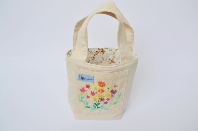 世界に1つの手刺繍・ミニバケツトートバッグ♪の画像1枚目