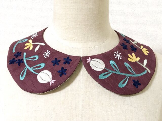 手刺繍つけ襟(ワインカラー)の画像1枚目