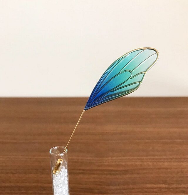 蝶の片羽ハットピン - 蒼穹 -の画像1枚目