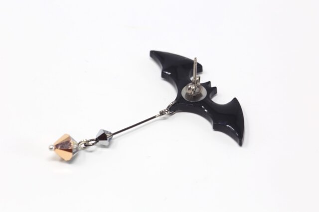 NO.442 ピアス　イヤリング　チャーム　ハロウィン　デザインピアス NO.442 ピアス イヤリング チャーム ハロウィン デザインピアス - メルカリ