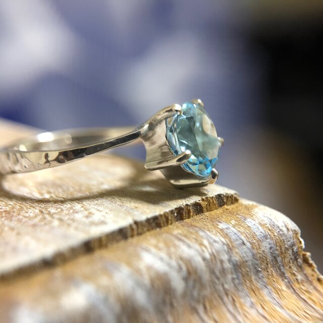Blue Ocean & Star Ring ”真っ青な大海原を連想させるブルートパーズのリング”の画像1枚目