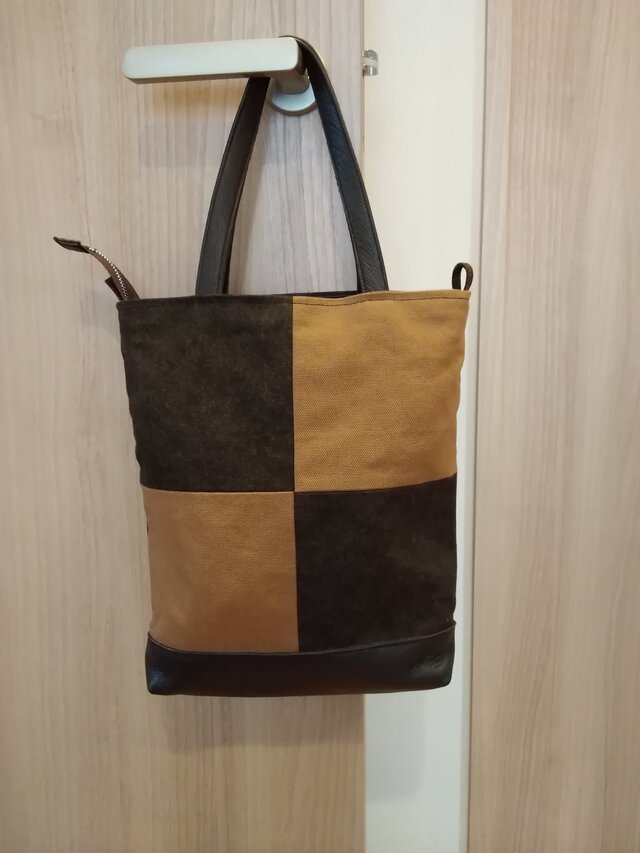 布と革のトートバッグの画像1枚目