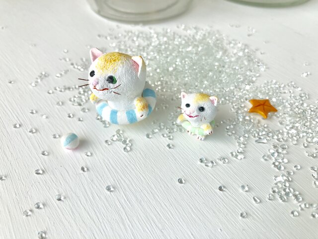 海に着いた猫さんたち | iichi 日々の暮らしを心地よくする
