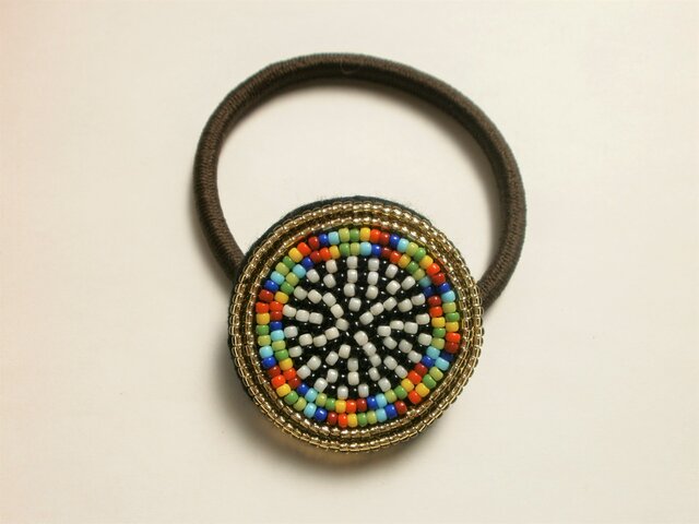 カラフルビーズ刺繍ヘアゴム(mix×金)の画像1枚目