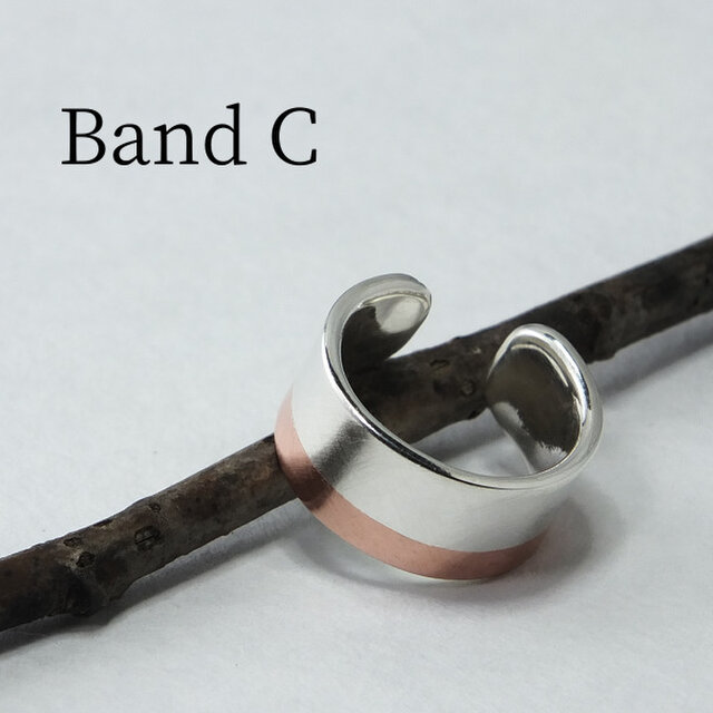 C-BandCW6 - 銀と銅帯のイヤーカフ 幅6mmの画像1枚目