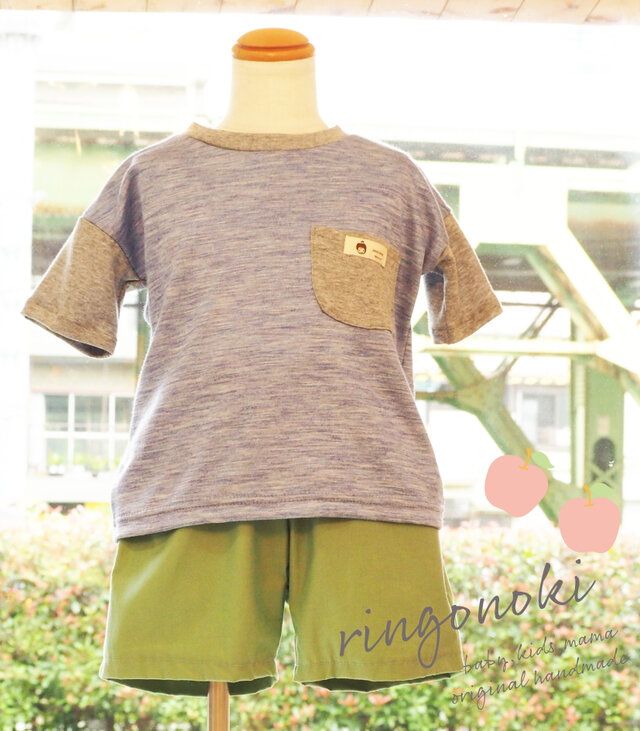 さりげない切り替えがオシャレ!Tシャツ(ブルー)の画像1枚目