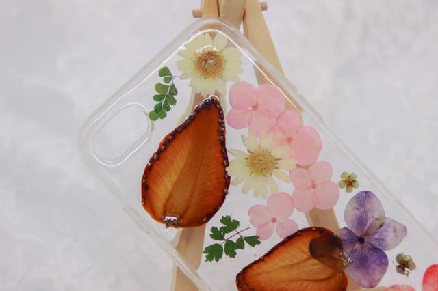 いちご 桜 押し花 ドライフラワー フルーツ スマホケース Iichi ハンドメイド クラフト作品 手仕事品の通販