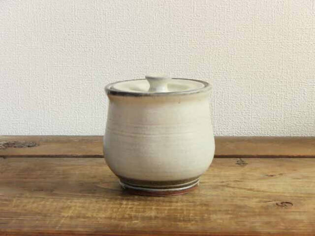 白い蓋物(蘭越)の画像1枚目